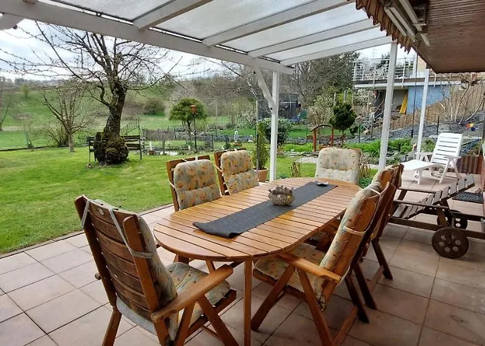 Tolle Untergeschoss-wohnung Fuer Bis Zu 5 Personen Mit Grossem Garten Und Terrasse * Mörlenbach